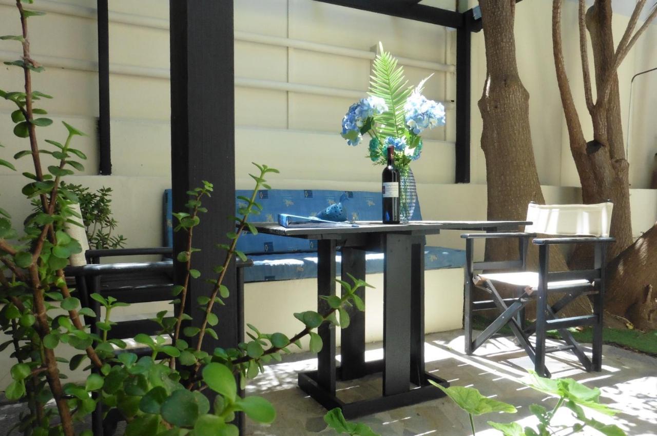 Julies Apartments Kokkini Hani Bagian luar foto
